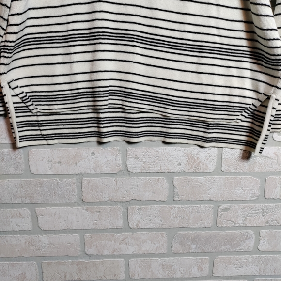 Eileen Fisher Women's Sweater Shirt with Black Horizontal Stripes Size PL/PG - Picture 4 of 9